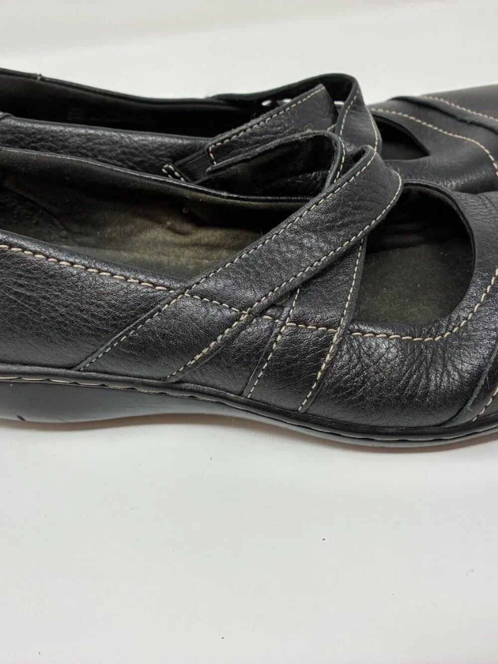 Clarks black mary